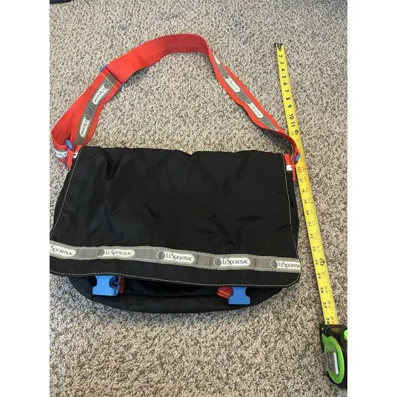 LeSportsac Large Messenger Bag/Gym Bag From Japan Preowned Black & Red Unisex